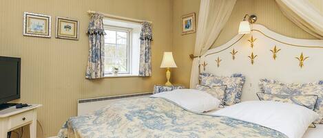 House | Interior