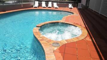 Piscina externa