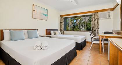 The Reef Motel