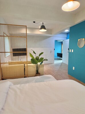 Free WiFi - Spring Breeze Stay (Jeju City)