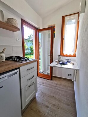 Kühlschrank, Mikrowelle