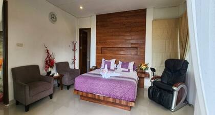 Grace Hill Villa
