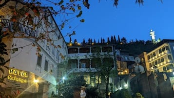 واجهة المنشأة
