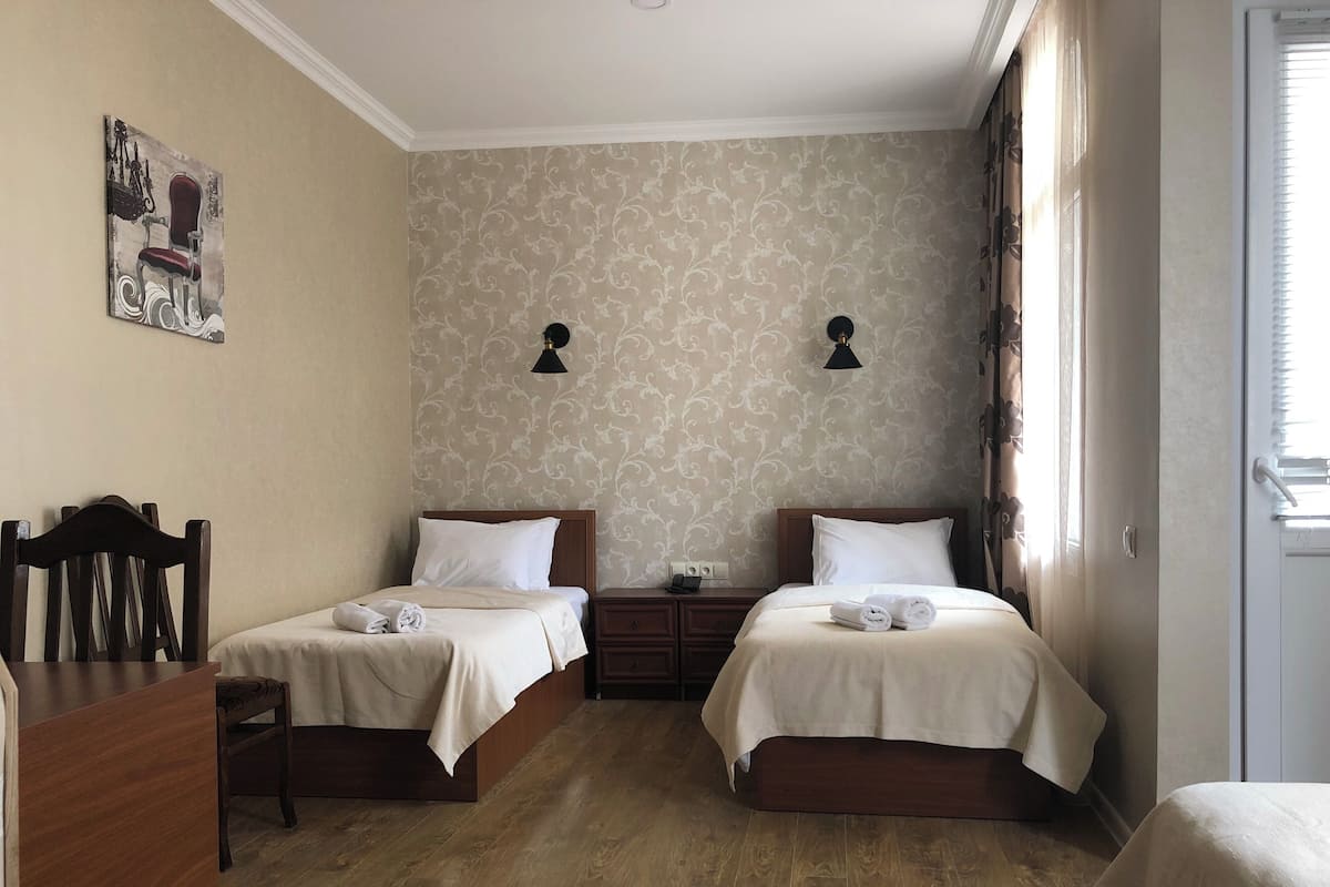 Standard-Dreibettzimmer, Balkon, Stadtblick