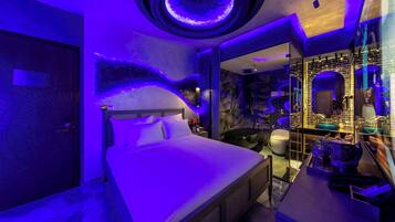Suite | Soundproofing, bed sheets