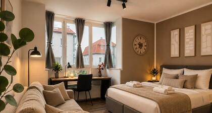 NUJU Rentals| Modernes Studio|Parkplatz | Citynah
