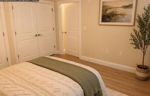 2 quartos, Wi-Fi, roupa de cama, acesso para cadeiras de rodas
