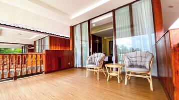 Junior Suite, Sea View | Terrace/patio