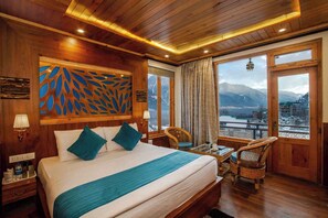 Premium kamer, balkon, uitzicht op bergen | Gratis wifi