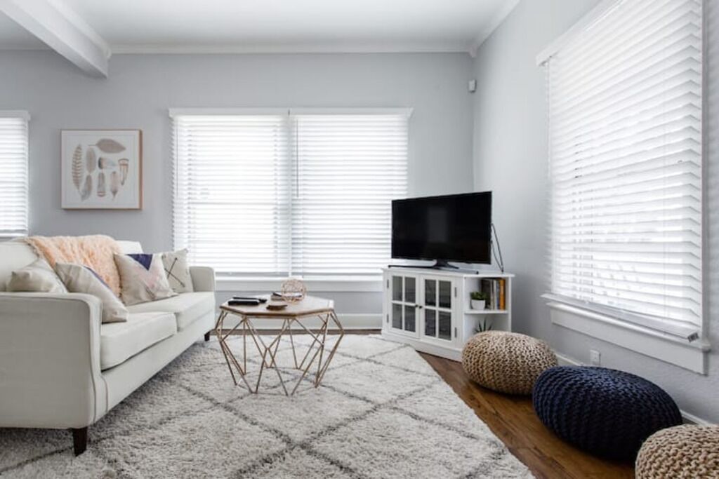 Trendy, Charming 2-bedroom Bungalow In Dallas - Dallas, TX