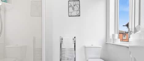 บ้านพัก | 8 ห้องนอน