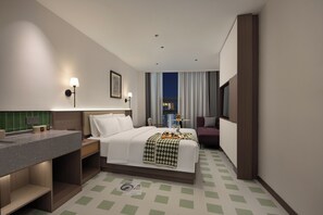 Desk, laptop workspace, free WiFi, bed sheets - K.K Fashion Hotel (Chongqing)