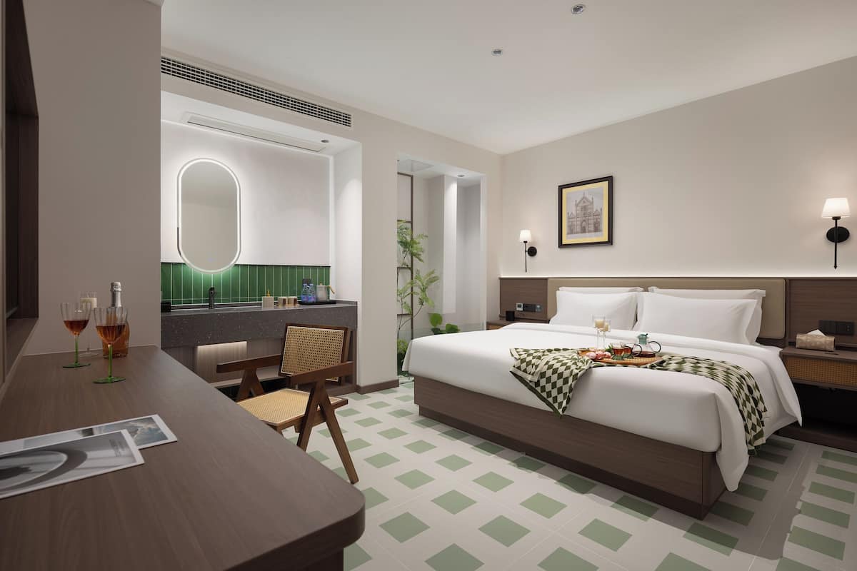 Double Room | Desk, laptop workspace, soundproofing, free WiFi