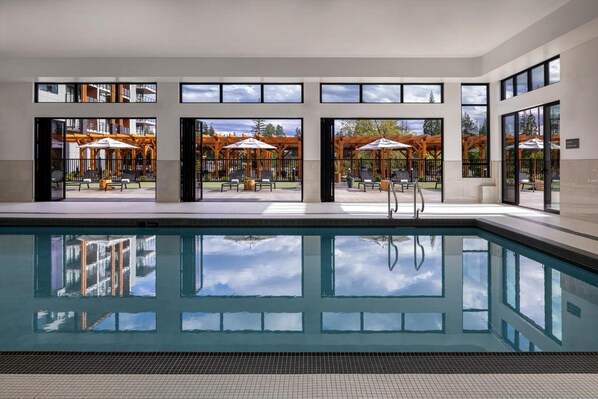 Pool - Full Residence Retreat w/ BBQ Area & Luxury Tub | Steps to Golf & Spa (Campbell River)