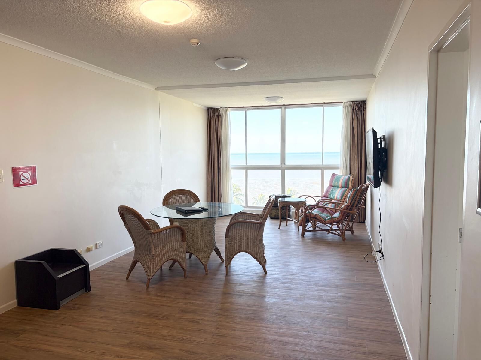 Penthouse, 1 Bedroom, Ocean View | Desk, iron/ironing board, free WiFi, bed sheets