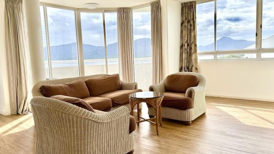The Oceanfront Cairns
