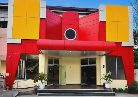 Front of property. Kyleville Resort by Hiverooms