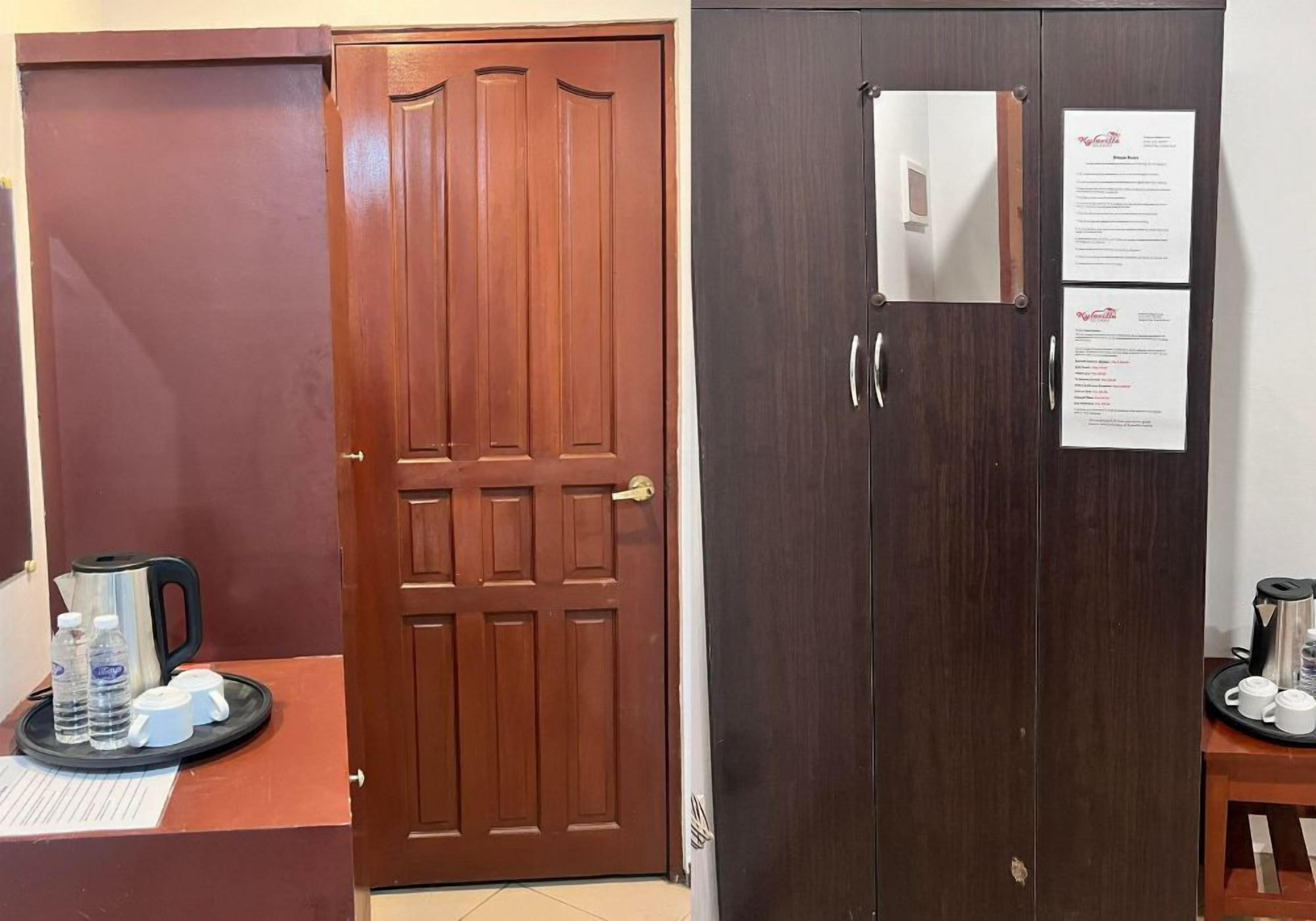 Double or Twin Room, Air conditioning | Desk, free WiFi, bed sheets