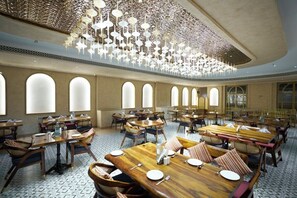 Dining - Ananth Aravali Resort & Amusement Park (Jamwa Ramgarh)