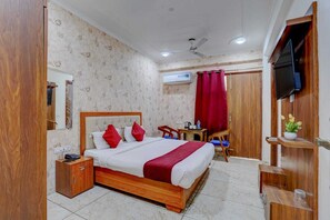Deluxe Room | Desk, free WiFi - Hotel Gray Stone (Noida)