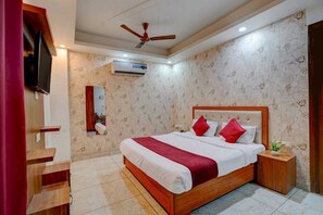 Deluxe Room | Desk, free WiFi - Hotel Gray Stone (Noida)