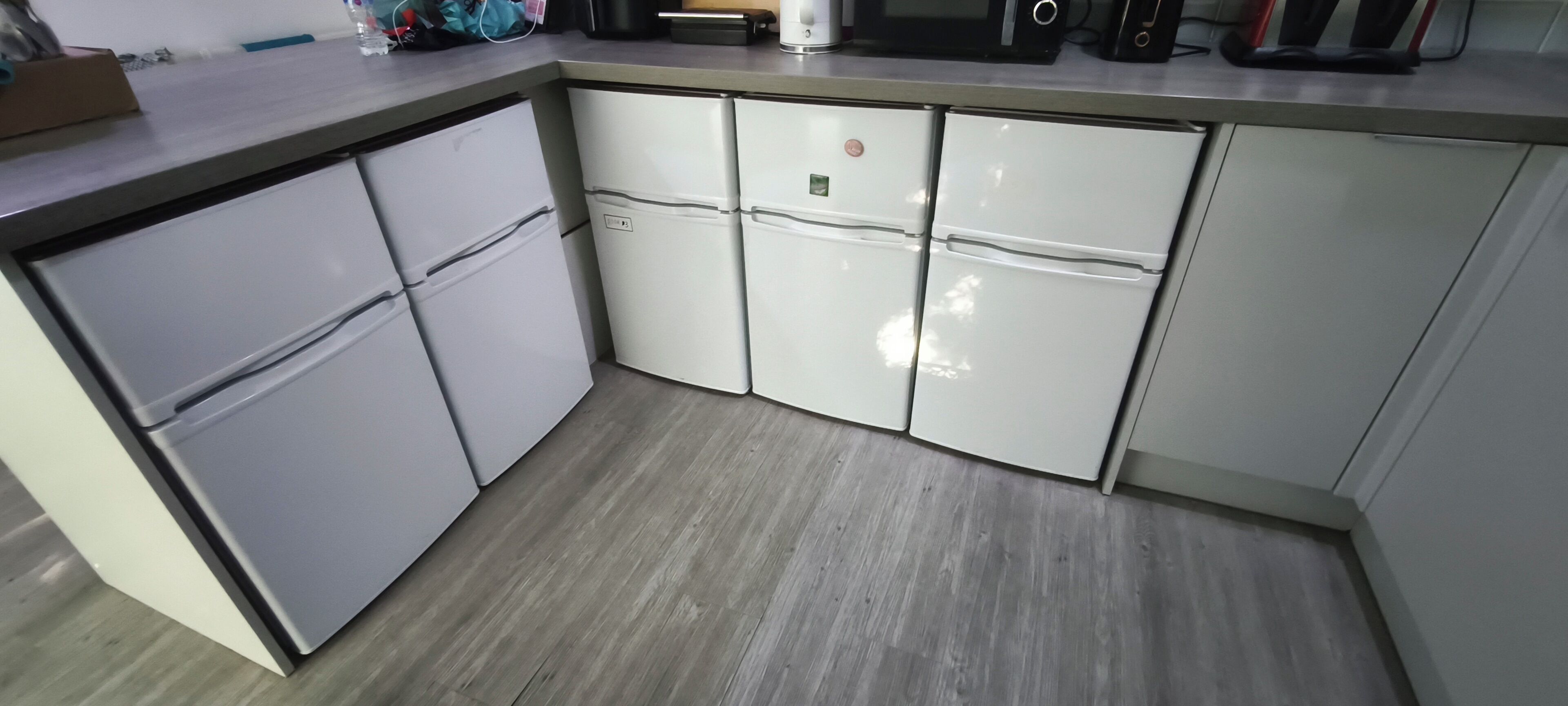 Room, 1 Bedroom | Private kitchen