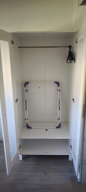 Interior - Room-ensuite Room Near City Centre & Riv (Chelmsford)