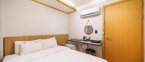 Standard Double Room, City View | Desk, laptop workspace, free WiFi