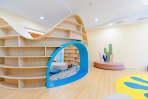 Children’s play area – indoor - Hillside Gallery Phu Quoc Condotel (Phu Quoc)