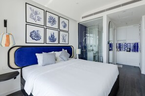 Estúdio, sacada, vista para o pátio | Escrivaninha, Wi-Fi de cortesia, roupa de cama