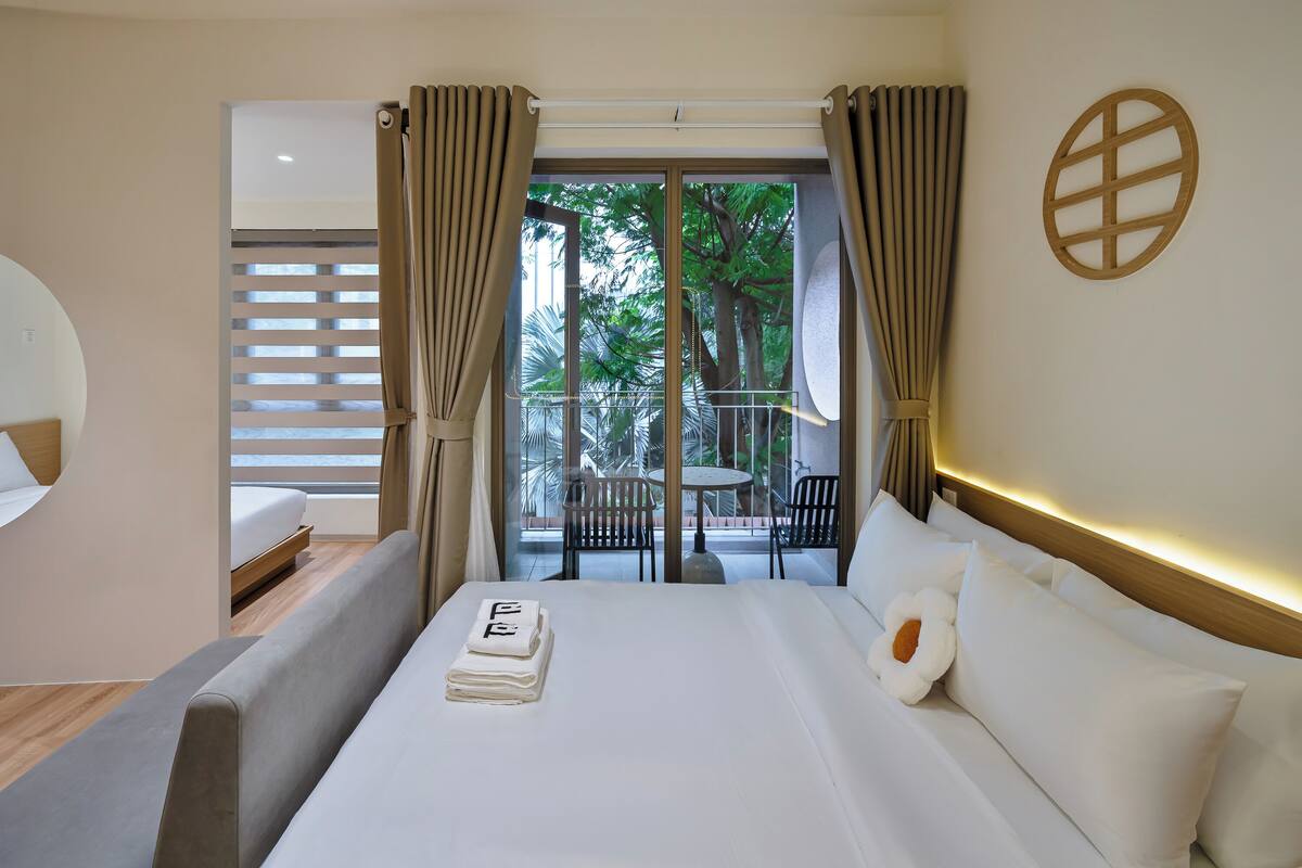 Deluxe Triple Beds Room | View from room