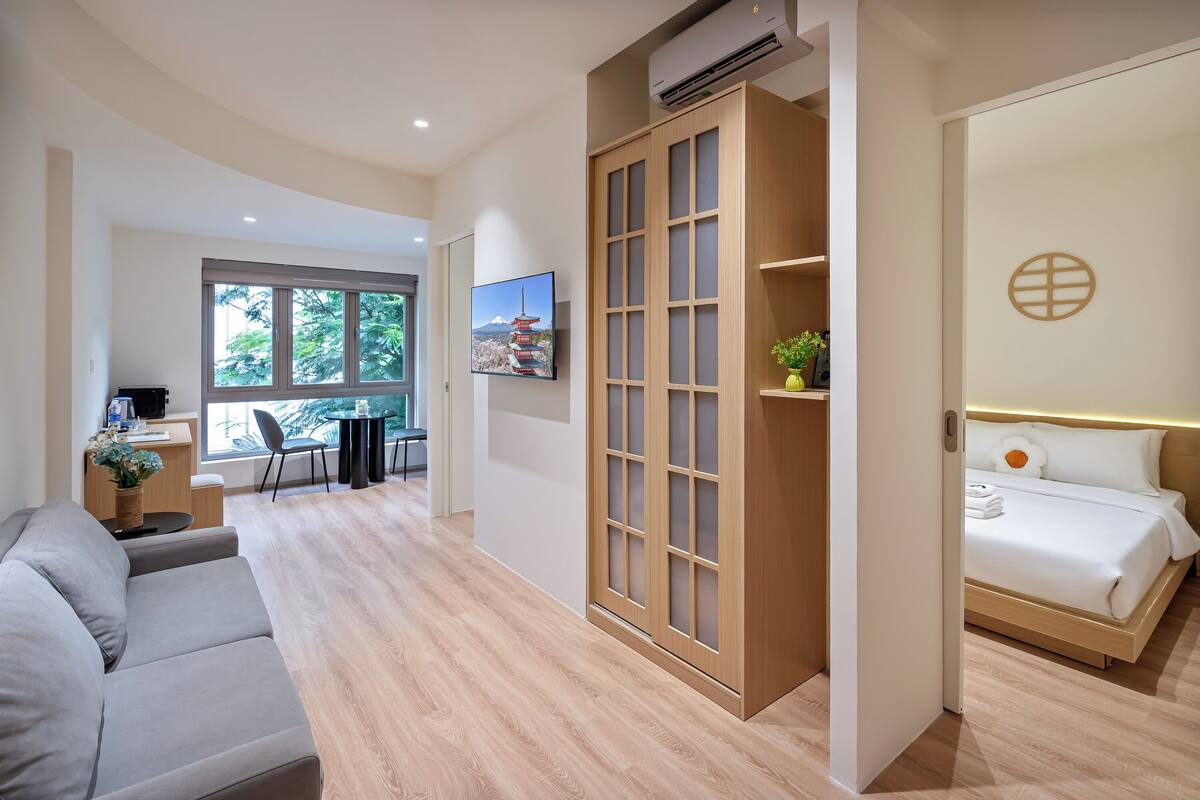 Two-Bedroom Deluxe Suite | Premium bedding, free WiFi, bed sheets