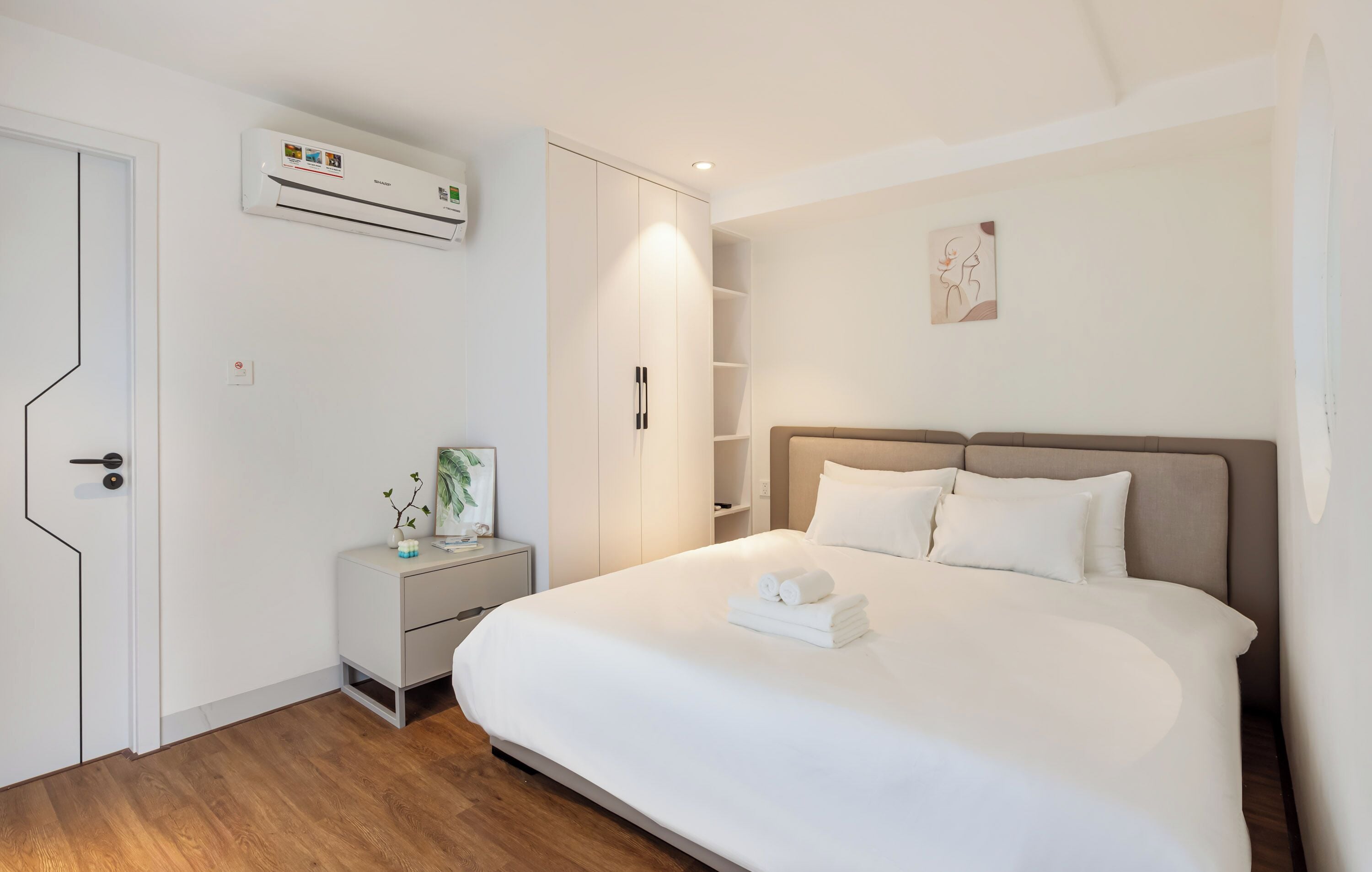 Suite Balcony, Annex building | Premium bedding, free WiFi, bed sheets