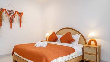 Egyptian cotton sheets, premium bedding, in-room safe