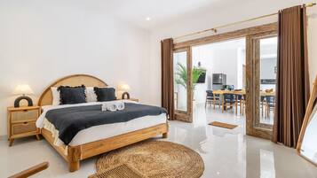 Villa superior, 4 habitaciones, piscina privada | Sábanas de algodón egipcio, ropa de cama de alta calidad, caja fuerte