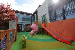 Children’s area - Clouds Villa (Dali)