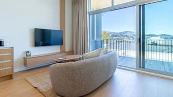 Fernseher