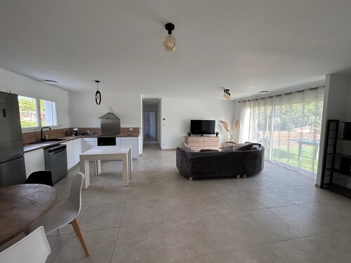 Pool villa