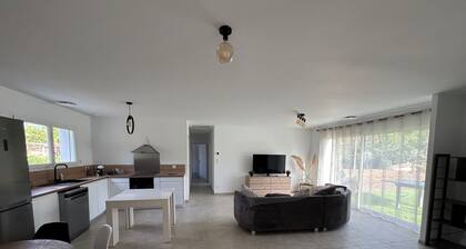 Pool villa