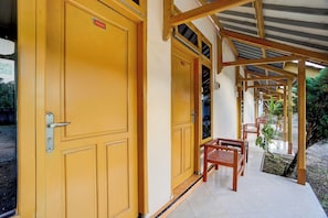 Unclassified image, 5 of 15, button - OYO 95262 Hotel Djatmiko Villa's Family  (Sumberagung)