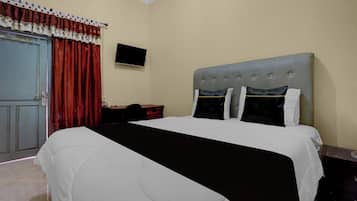 Standard Double Room | Bed sheets