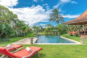 Outdoor pool - Bali Sawah Indah  (Tampaksiring)