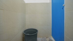Unclassified image, 5 of 35, button - Hotel O near Rahmat International Wildli (Banda Aceh)