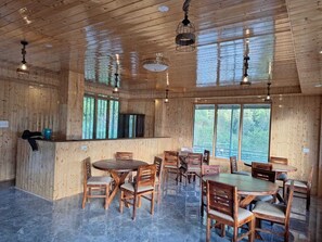 Dining - Devine Hill (Shangarh)