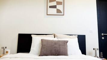 1 slaapkamer, een strijkplank/strijkijzer, gratis wifi