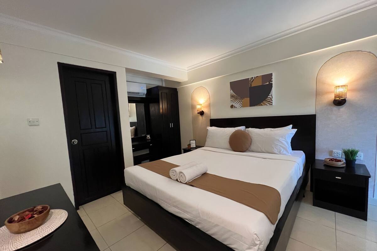 Suite | Free WiFi