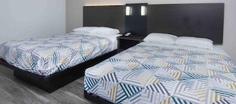 2 Queen Beds | Non-Smoking