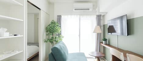 Standard Double Room | Living area