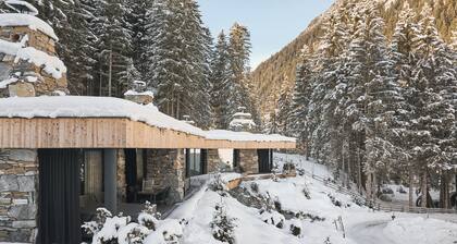 Luxurious Chalet in the Racines forest with private jacuzzi