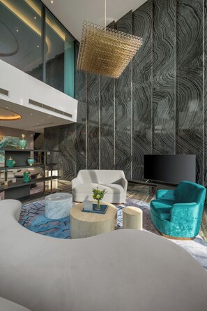 Villa de lujo, vista al jardín | Lobby